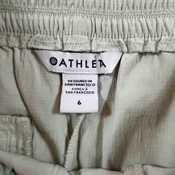 Athleta Trekkie High Rise Parachute Pant - size 6 in Celadon Tint - Picture 4 of 11
